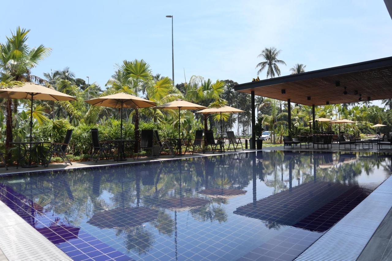 Roxy Sematan Villa & Townhouse Exterior foto