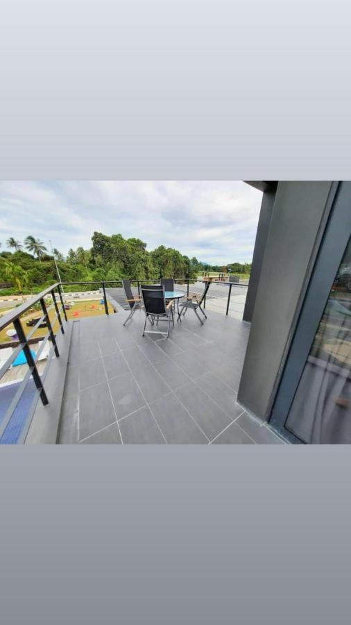 Roxy Sematan Villa & Townhouse Exterior foto